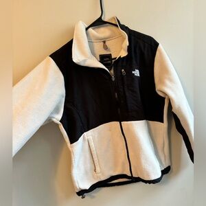 Women’s M NorthFace Fleece ZipUp